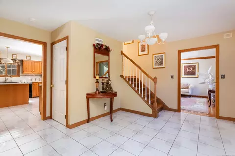491 Hammertown Rd, Monroe, CT 06468 photo 13