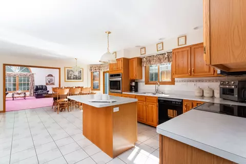 491 Hammertown Rd, Monroe, CT 06468 photo 21