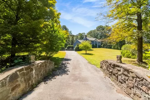 491 Hammertown Rd, Monroe, CT 06468 photo 10