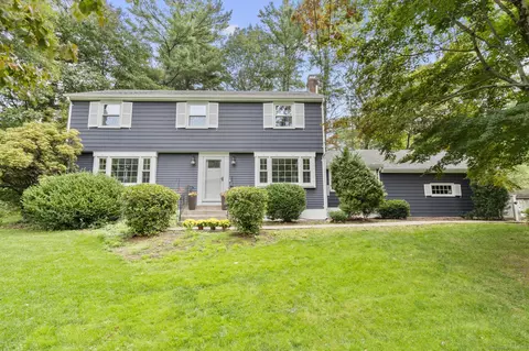 24 Saw Mill Ln, Avon, CT 06001