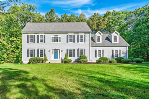 12 Rachel Ct, Killingworth, CT 06419