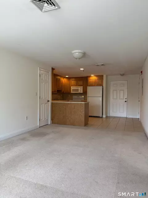 380 Main St #16, Wallingford, CT 06492