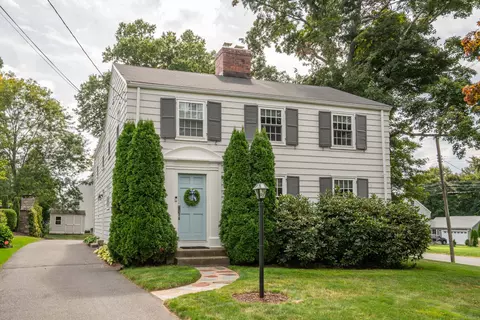 7 Buena Vista Rd, West Hartford, CT 06107
