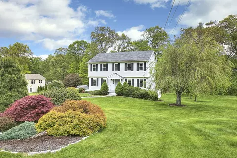 23 Davis Rd, Seymour, CT 06483