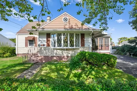 130 Ash St, Stratford, CT 06615