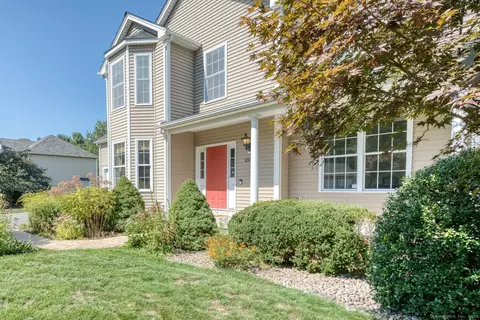 133 Shelley Ln, Glastonbury, CT 06033