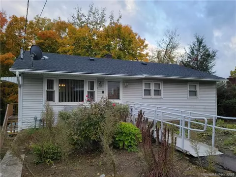 59 Perkins Ave, Waterbury, CT 06704