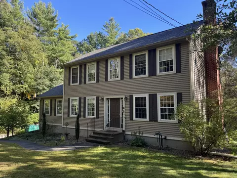 75 Hagstrom Rd, North Grosvenor Dale, CT 06255