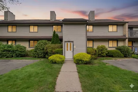2289 Bedford St #G11, Stamford, CT 06905