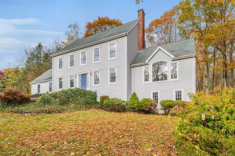 8 Briar Clf, Burlington, CT 06013