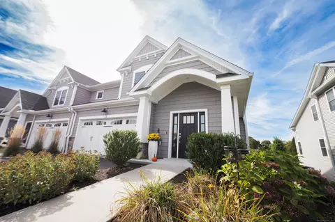 13 Park Ave #13, Mystic, CT 06355