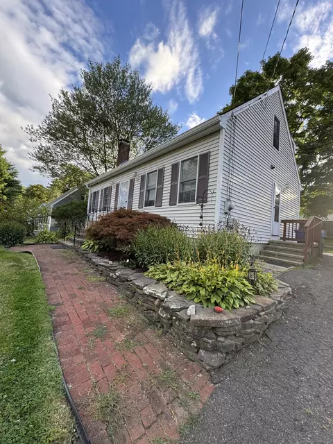 81 Dorothy Dr, Middletown, CT 06457