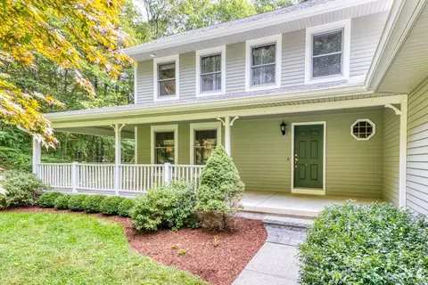 3 Westgate Rd, Columbia, CT 06237
