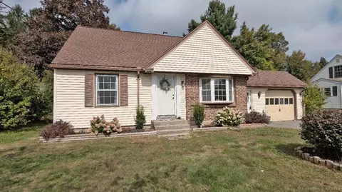 57 Dibble St, Torrington, CT 06790