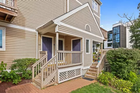 35 Glenrock #35, Norwalk, CT 06850