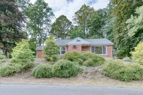 69 Johnson St, Torrington, CT 06790
