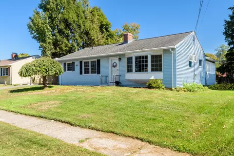 18 Bradley St, East Hartford, CT 06118