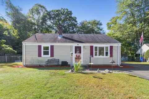 280 Woodycrest Dr, East Hartford, CT 06118