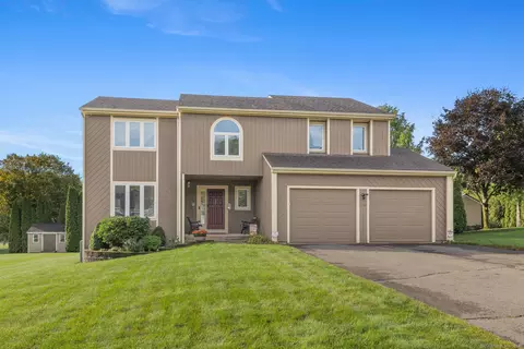 49 Pondview Ln, Bristol, CT 06010