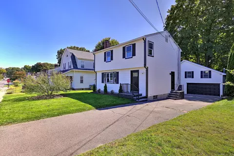 66 Hollister St, Manchester, CT 06042
