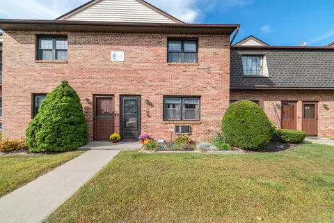 143 Pine Hill Rd #20C, Thomaston, CT 06787