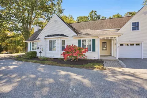 94 Stonehouse Rd #10, Coventry, CT 06238
