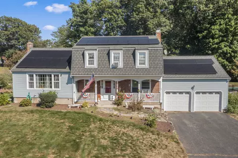 114 Harvest Ln, East Hartford, CT 06118