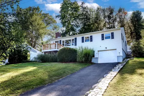 58 Cedar Dr, Danbury, CT 06811