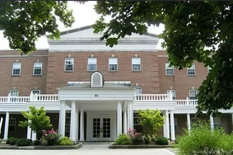 59 Courtland Ave #3O, Stamford, CT 06902