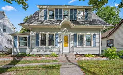 16 Whitney St, East Hartford, CT 06118