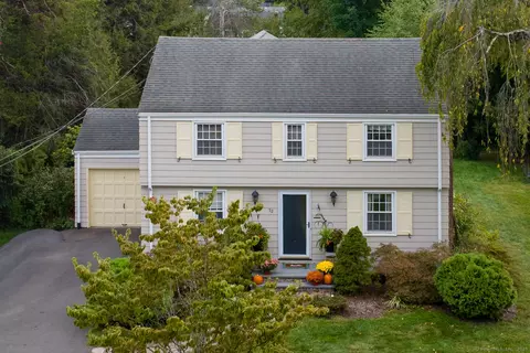 52 Chatham Rd, Berlin, CT 06037