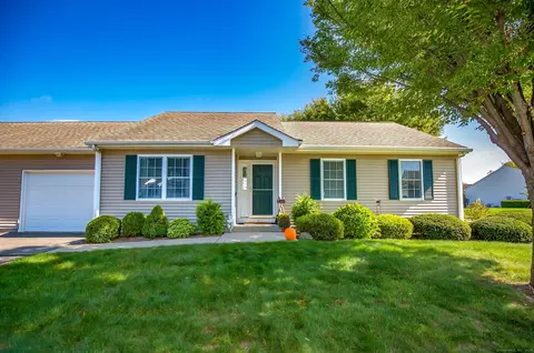 1 Quail Hollow Close Close #1, Vernon, CT 06066