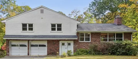 1011 Stillwater Rd, Stamford, CT 06902