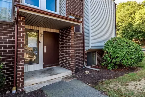 7 Padanaram Rd #D98, Danbury, CT 06811