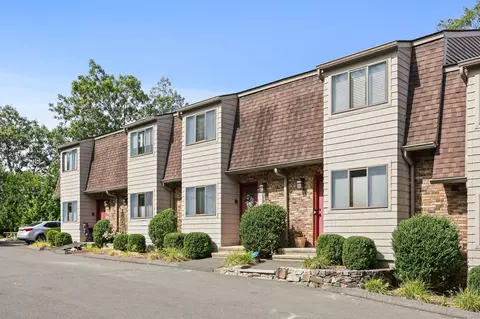 130 Fillow St #24, Norwalk, CT 06850