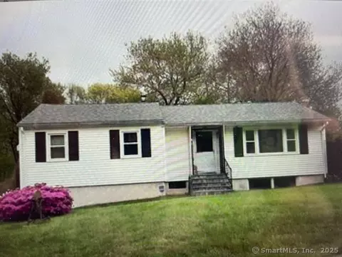6 Birchwood Ter, Prospect, CT 06712
