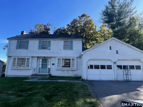 5 Lovelace Dr, West Hartford, CT 06117