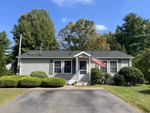 27 Brookside Dr, Southington, CT 06489