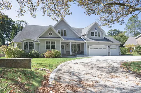 175 Pine Orchard Rd, Branford, CT 06405