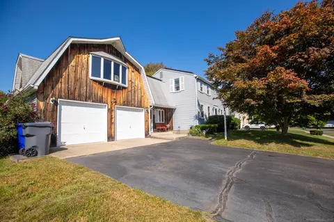 13 Plainfield St, Enfield, CT 06082