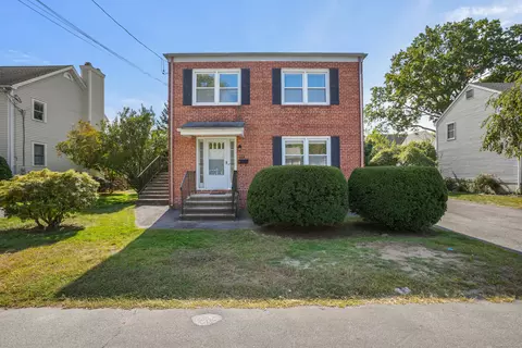221 Hunyadi Ave, Fairfield, CT 06824