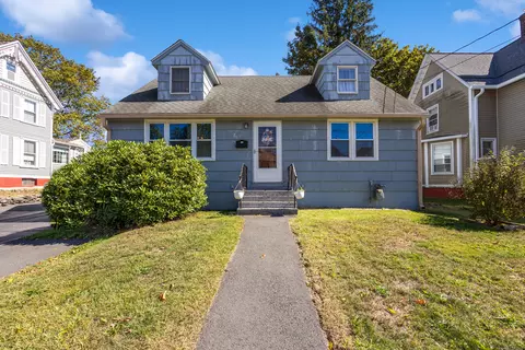 248 Curtis St, Meriden, CT 06450