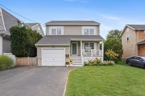 121 Howard St, Fairfield, CT 06824