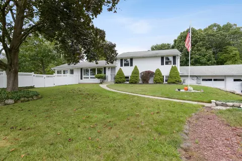 31 Brian Rd, Wallingford, CT 06492