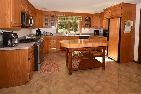 266 Farmington Ave, Berlin, CT 06037