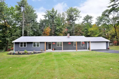 7 Laurel Dr, Granby, CT 06035