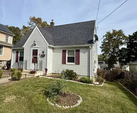 155 Hoadley St, Naugatuck, CT 06770