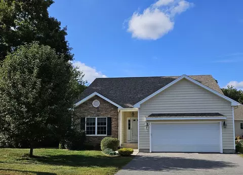 50 Center Ct #50, Colchester, CT 06415