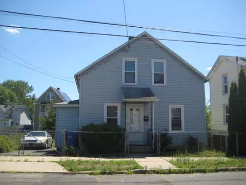 39 Edwards St, Hamden, CT 06517