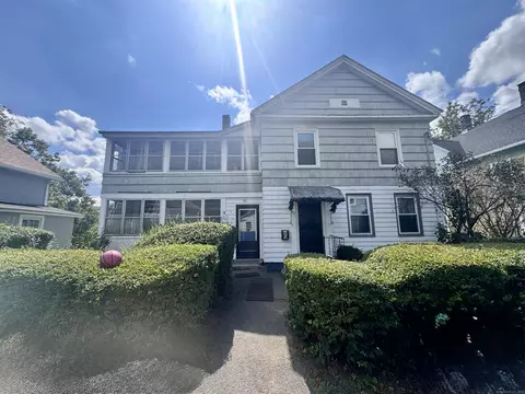 30 Rock St, Winchester, CT 06098